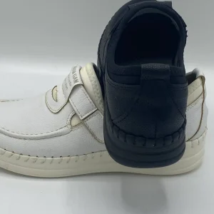 کفش طبی دور دوخت مدل ساغردارای پدمخصوص خار پاشنه و۶ماه ضمانت  نامه کتبی